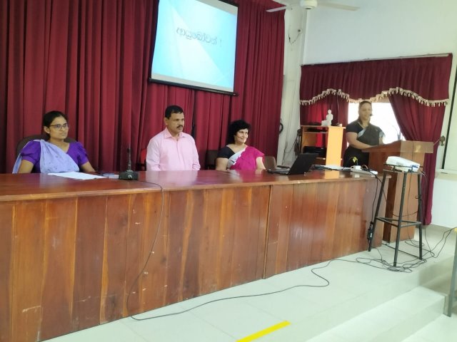 මිනිස්බල හා රැකී රක්ශා දෙපාර්තමේන්තුව දිවුලපිටිය ප්‍රාදේශීය ලේකම් කාර්යාලය සමග ඒකාබද්ධව සංවිධානය කරනු ලැබූ Smart youth වැඩසටහන